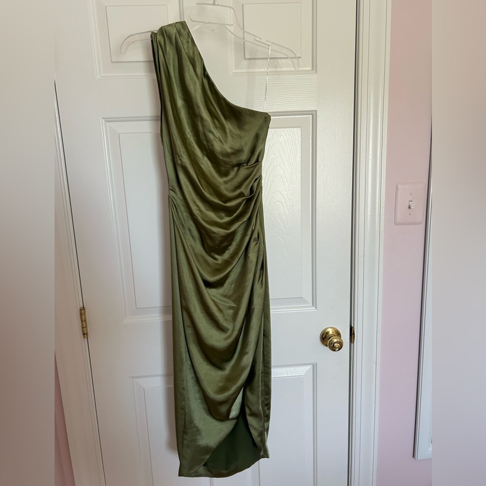 ELLIATT satin olive green one-shoulder asymmetrical/ midi dress